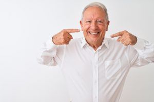 implantes dentales después de una extracción