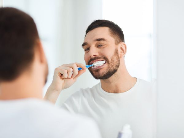 Prótesis fija sobre implantes dentales
